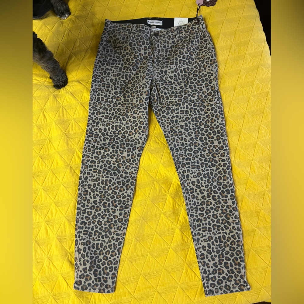 Knox Rose size 10. Leopard print skinny denim jeans.